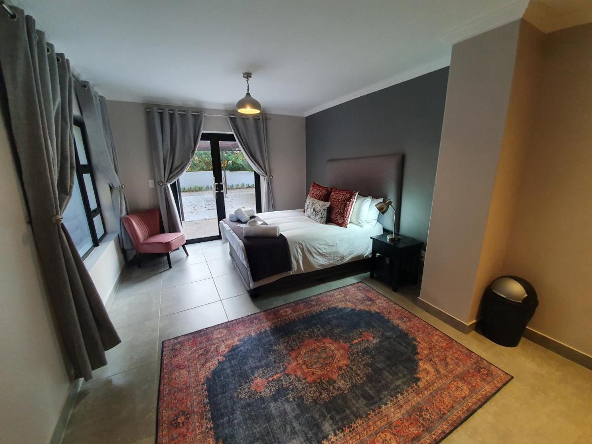 Hotel Sleep@84 à Dullstroom Extérieur photo