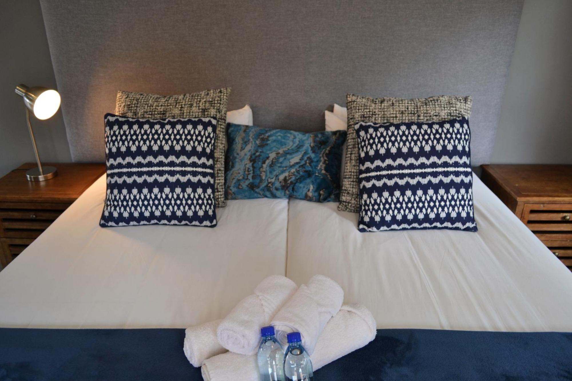 Hotel Sleep@84 à Dullstroom Extérieur photo