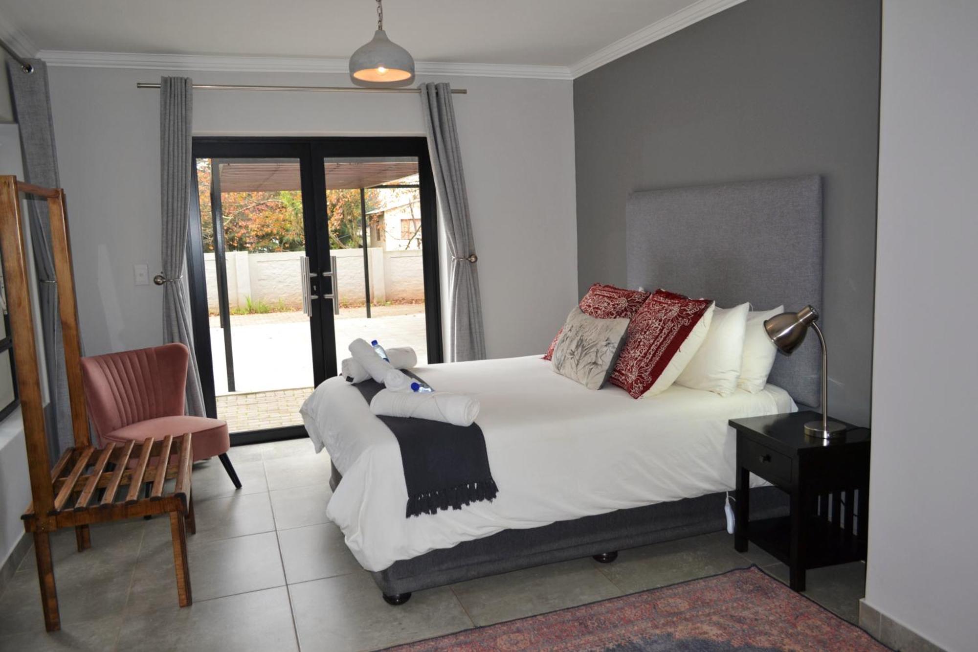 Hotel Sleep@84 à Dullstroom Extérieur photo